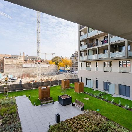 Westside River Apartment Budapeste Exterior foto