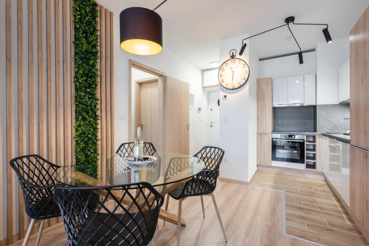 Westside River Apartment Budapeste Exterior foto