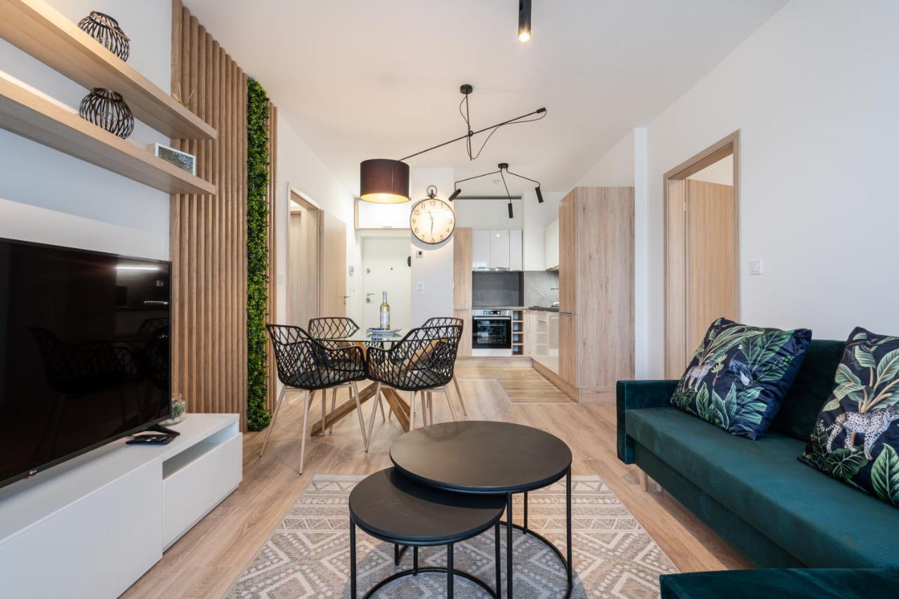 Westside River Apartment Budapeste Exterior foto