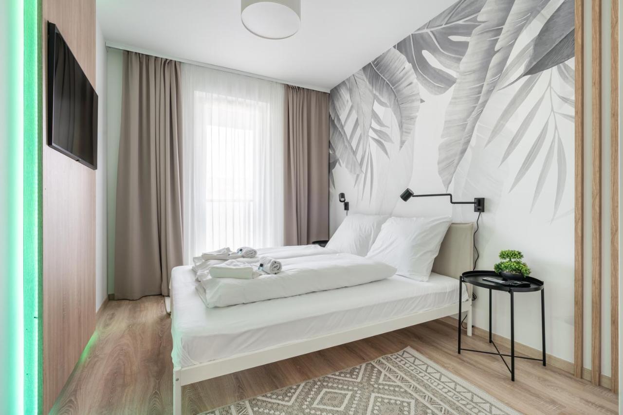 Westside River Apartment Budapeste Exterior foto