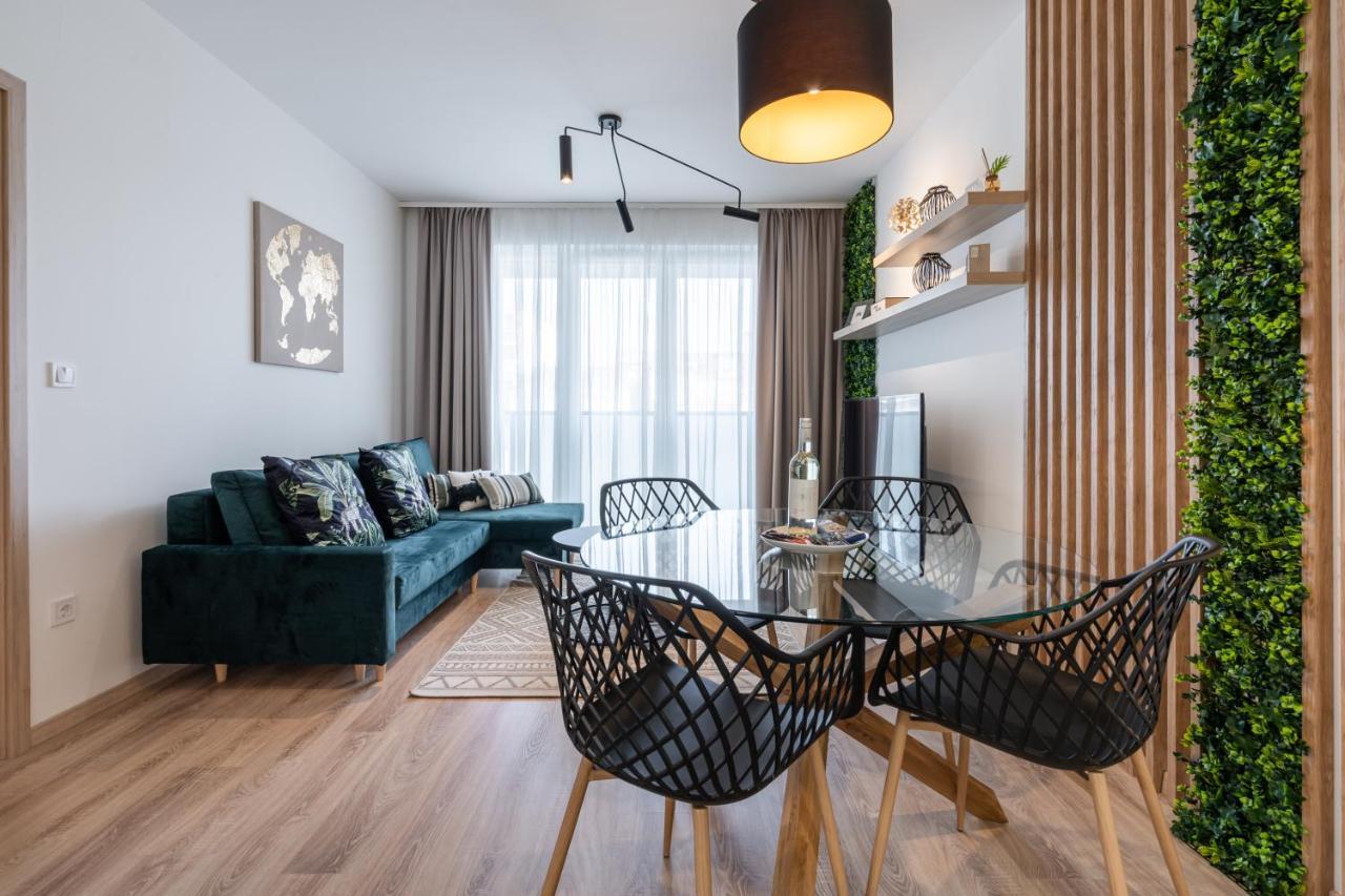 Westside River Apartment Budapeste Exterior foto