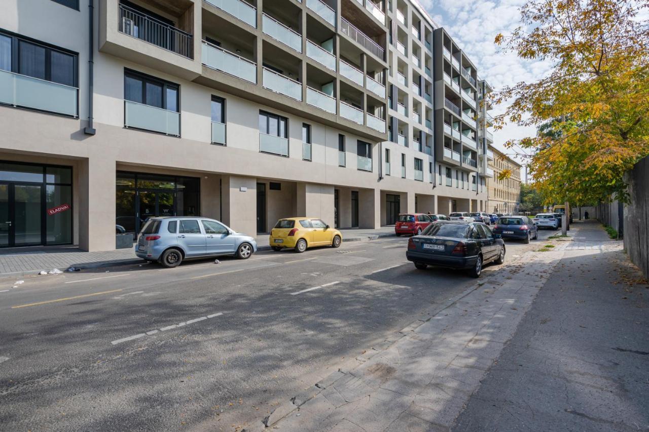Westside River Apartment Budapeste Exterior foto